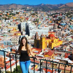 how lauren juliffs travel site earns up to 15k month from only 20 hours of work per week